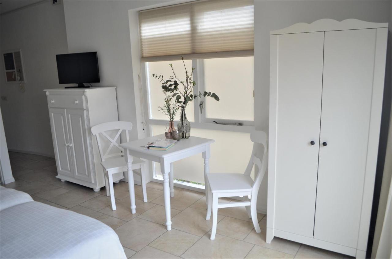 Studio Broeckestraat 12 โอชต์คาเปลเล ภายนอก รูปภาพ